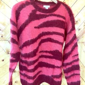 Red/Burgundy tiger striped sweater